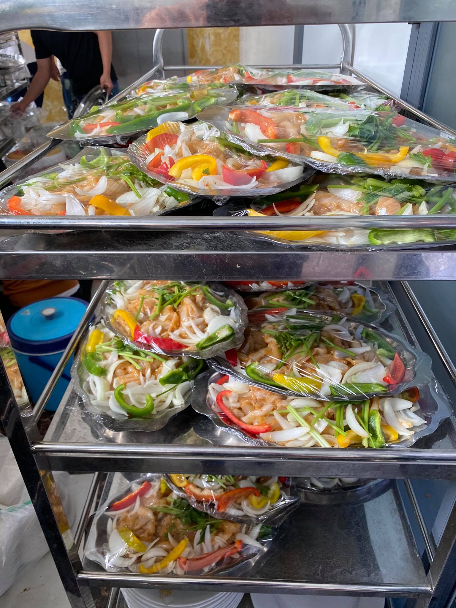 thực đơn tiệc cưới